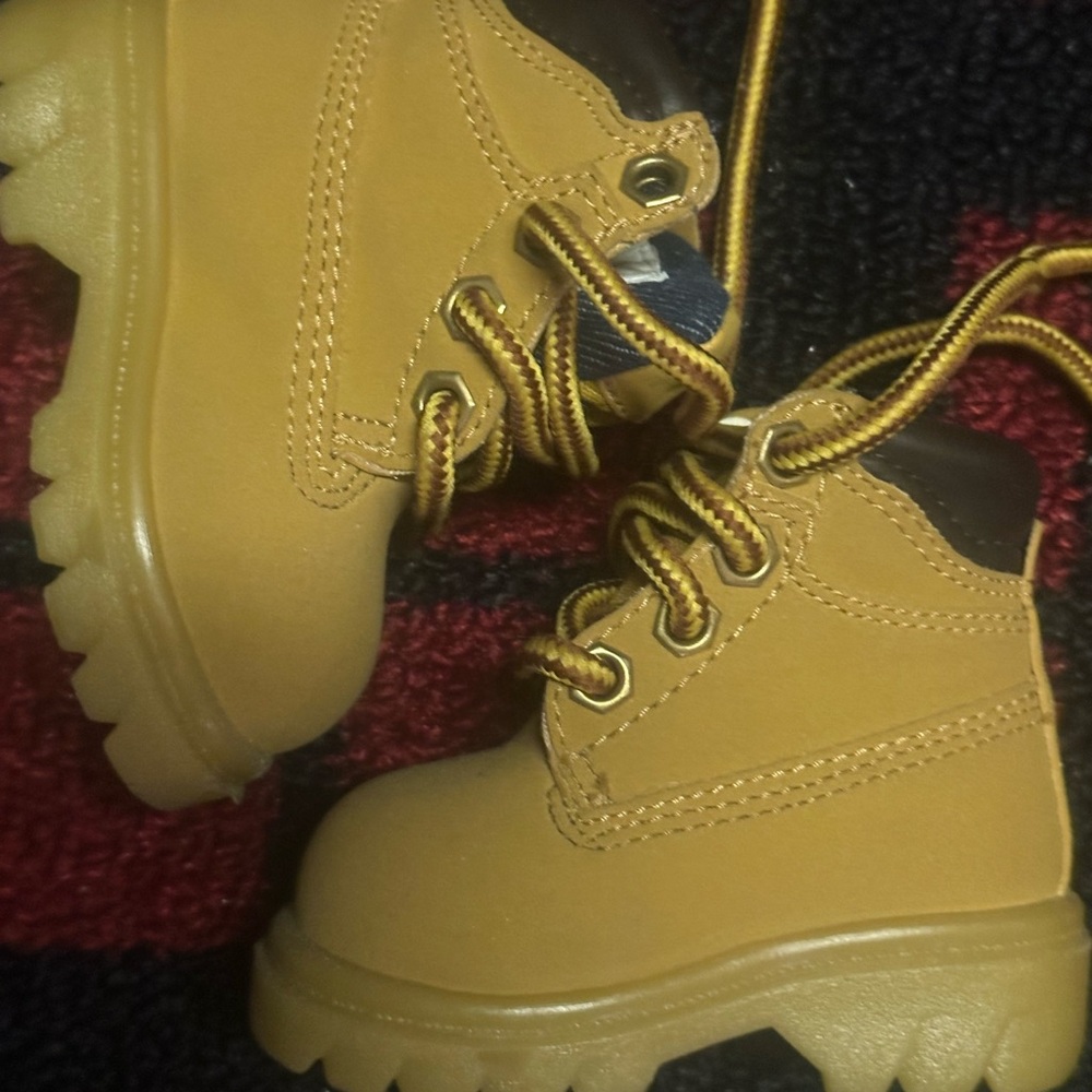 McKids infant/toddler Boots